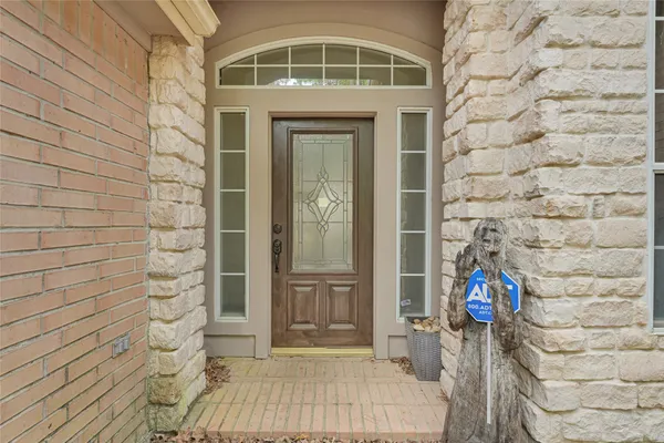 $480,000 | 19 South Scarlet Elm Court, The Woodlands, TX 77382