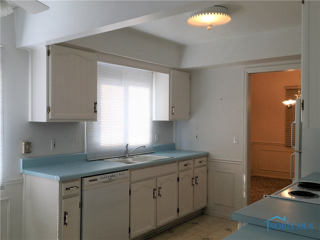 2233 Rockspring Road, Unit 3B Toledo, OH 43614 - Photo 9 of 20 Gallery Image 9