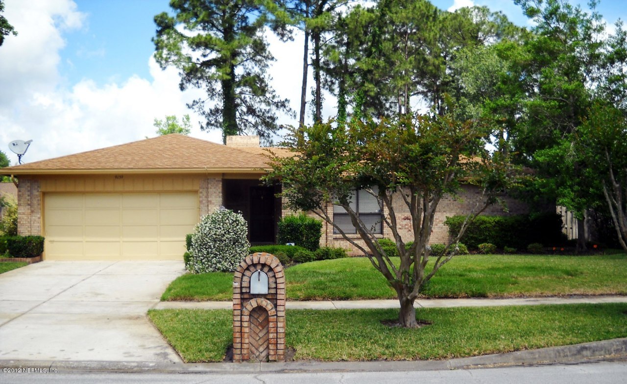9159 Latimer Road West Jacksonville, FL 32257 - Photo 2 of 26 Front of Home