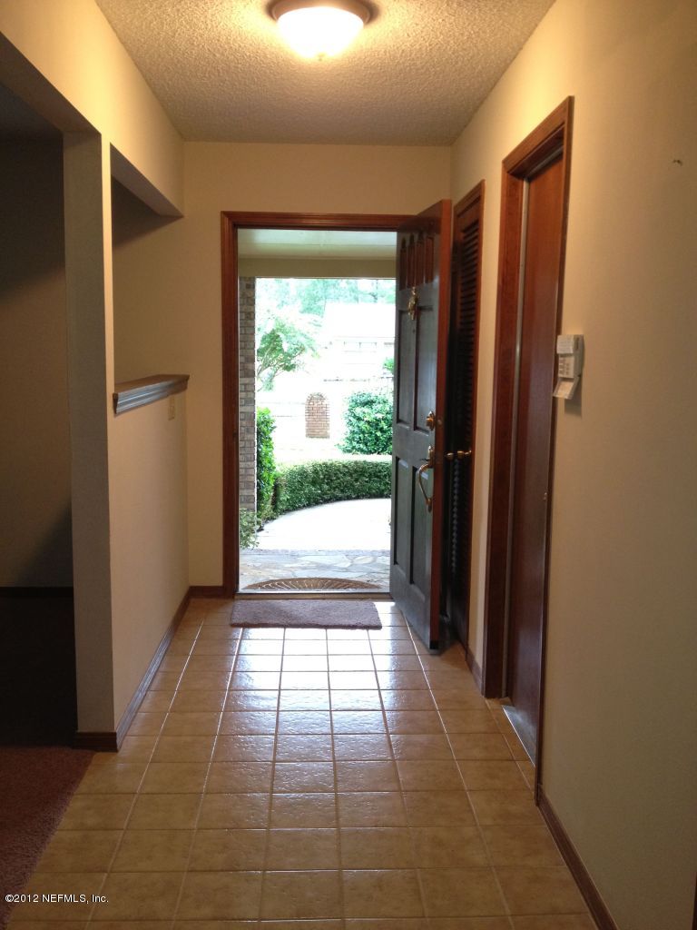 9159 Latimer Road West Jacksonville, FL 32257 - Photo 5 of 26 Foyer