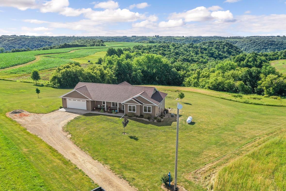 30378 Wiscoy Ridge Road Winona, MN 55987 - Photo 8 of 45