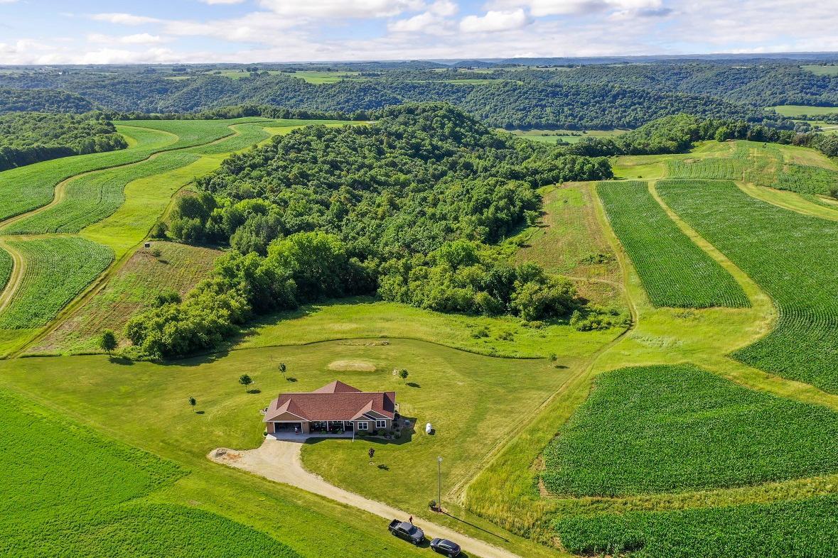 30378 Wiscoy Ridge Road Winona, MN 55987 - Photo 9 of 45