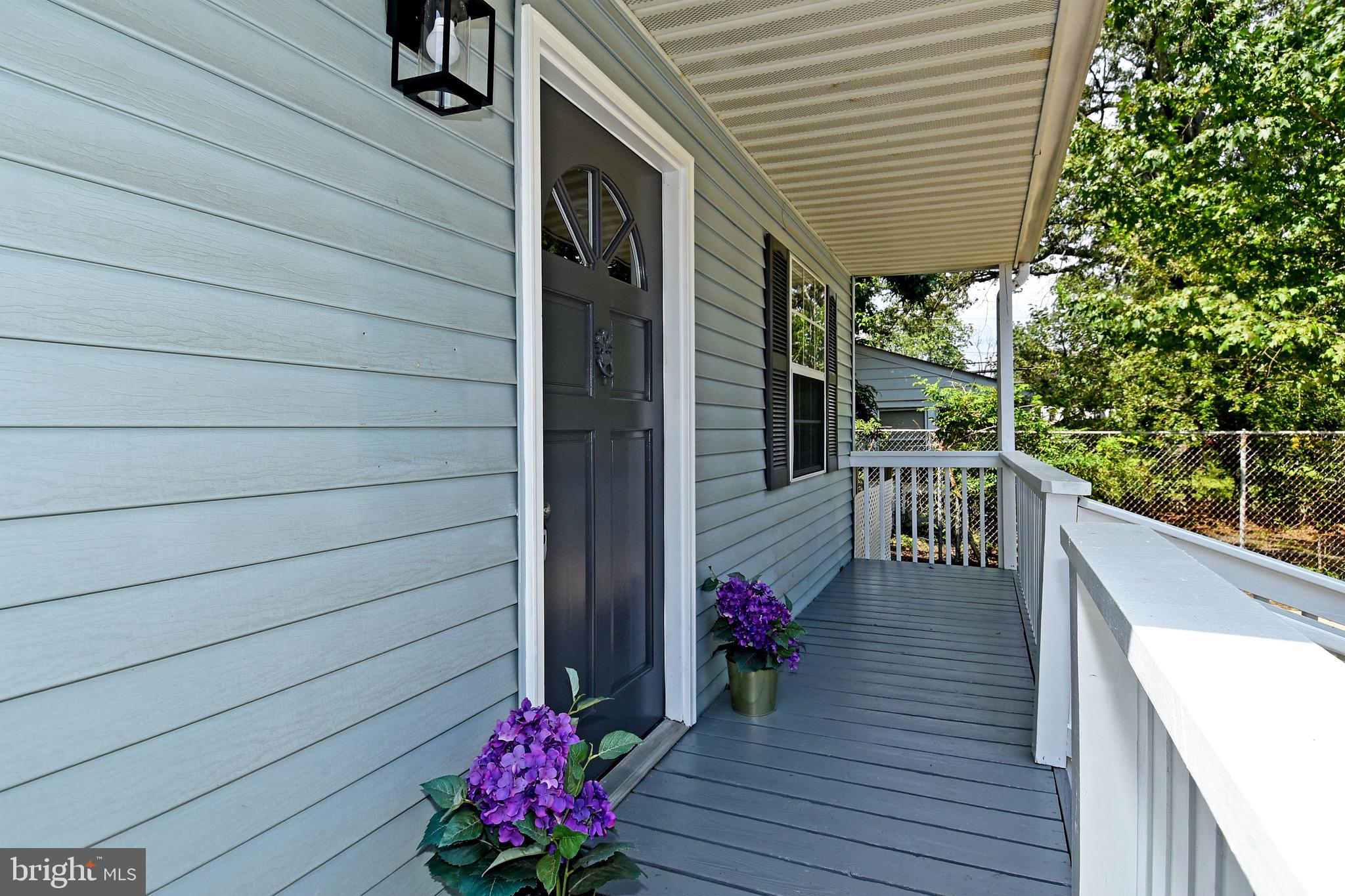 1702 Forestville Road Edgewater, MD 21037 - Photo 3 of 31