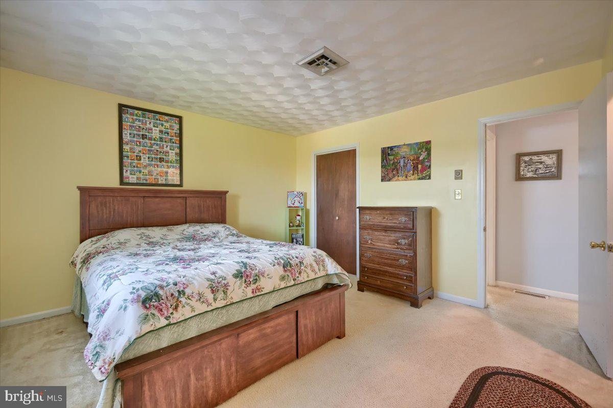 6012 Willow Spring Road Harrisburg, PA 17111 - Photo 14 of 40 Gallery Image 14