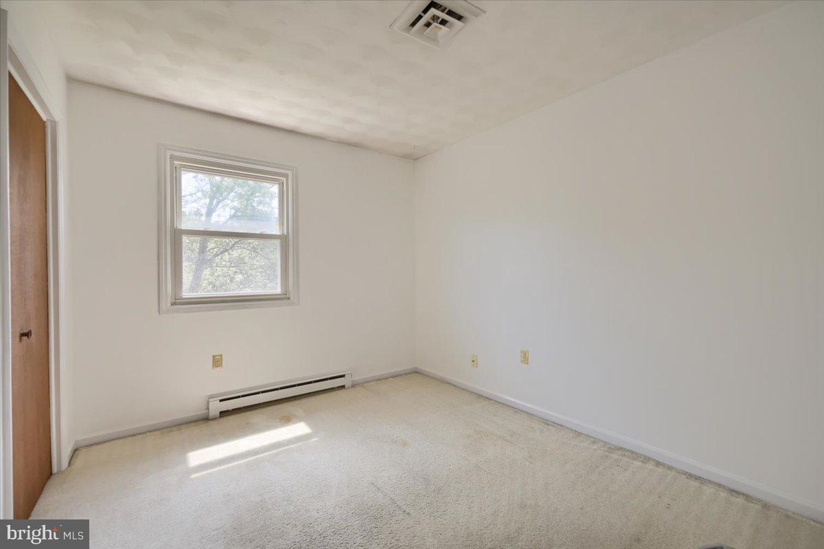 6012 Willow Spring Road Harrisburg, PA 17111 - Photo 18 of 40 Gallery Image 18
