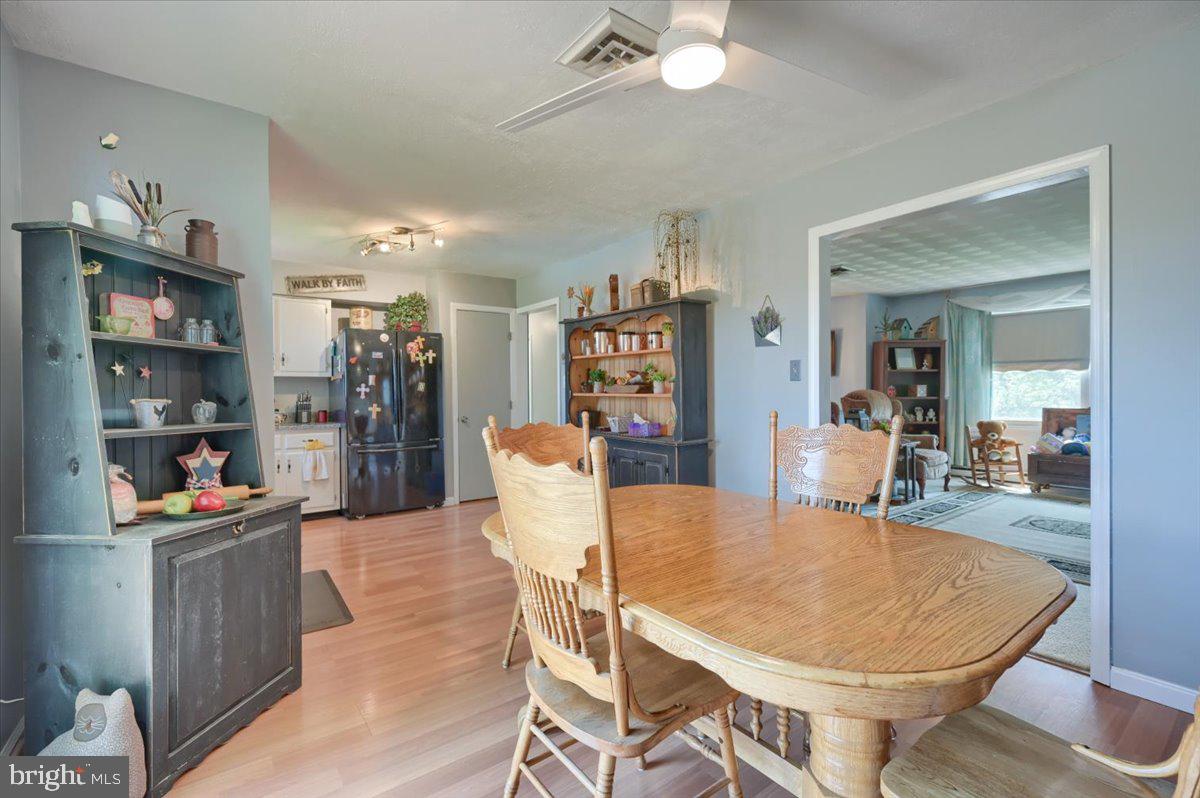 6012 Willow Spring Road Harrisburg, PA 17111 - Photo 7 of 40 Gallery Image 7