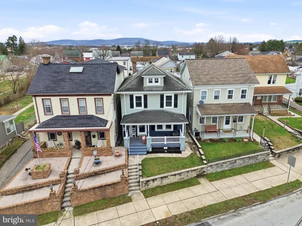 $250,000 | 538 York Street, Hanover, PA 17331
