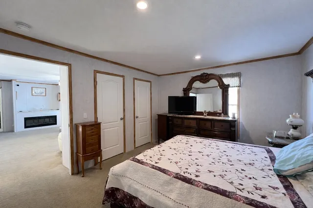 $129,900 | 43 Crystal Lane, Lyndon, VT 05851