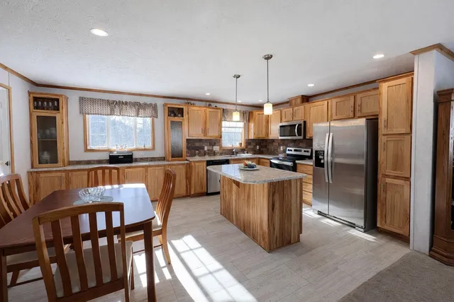 $129,900 | 43 Crystal Lane, Lyndon, VT 05851