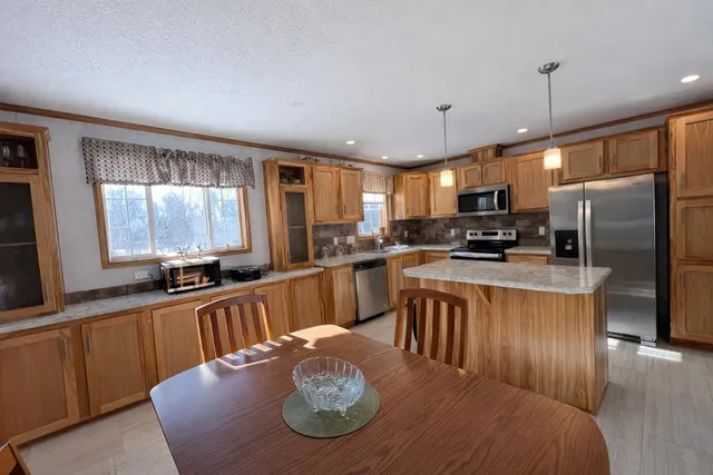 $129,900 | 43 Crystal Lane, Lyndon, VT 05851