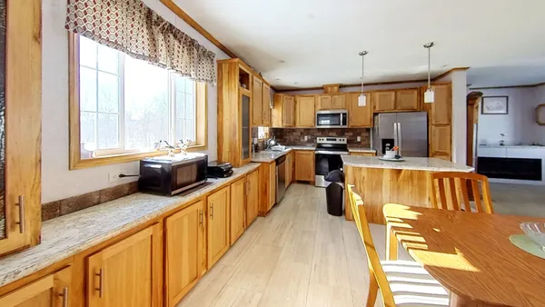 $129,900 | 43 Crystal Lane, Lyndon, VT 05851