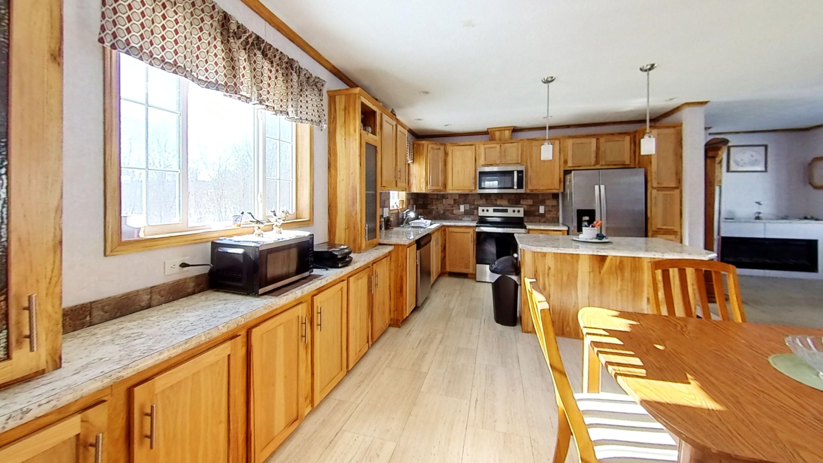 43 Crystal Lane Lyndon, VT 05851 - Photo 7 of 25