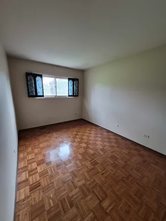 $210,000 | 17W755 Standish Lane, Villa Park, IL 60181