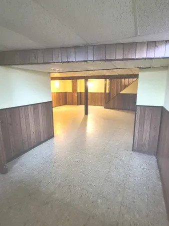 $210,000 | 17W755 Standish Lane, Villa Park, IL 60181