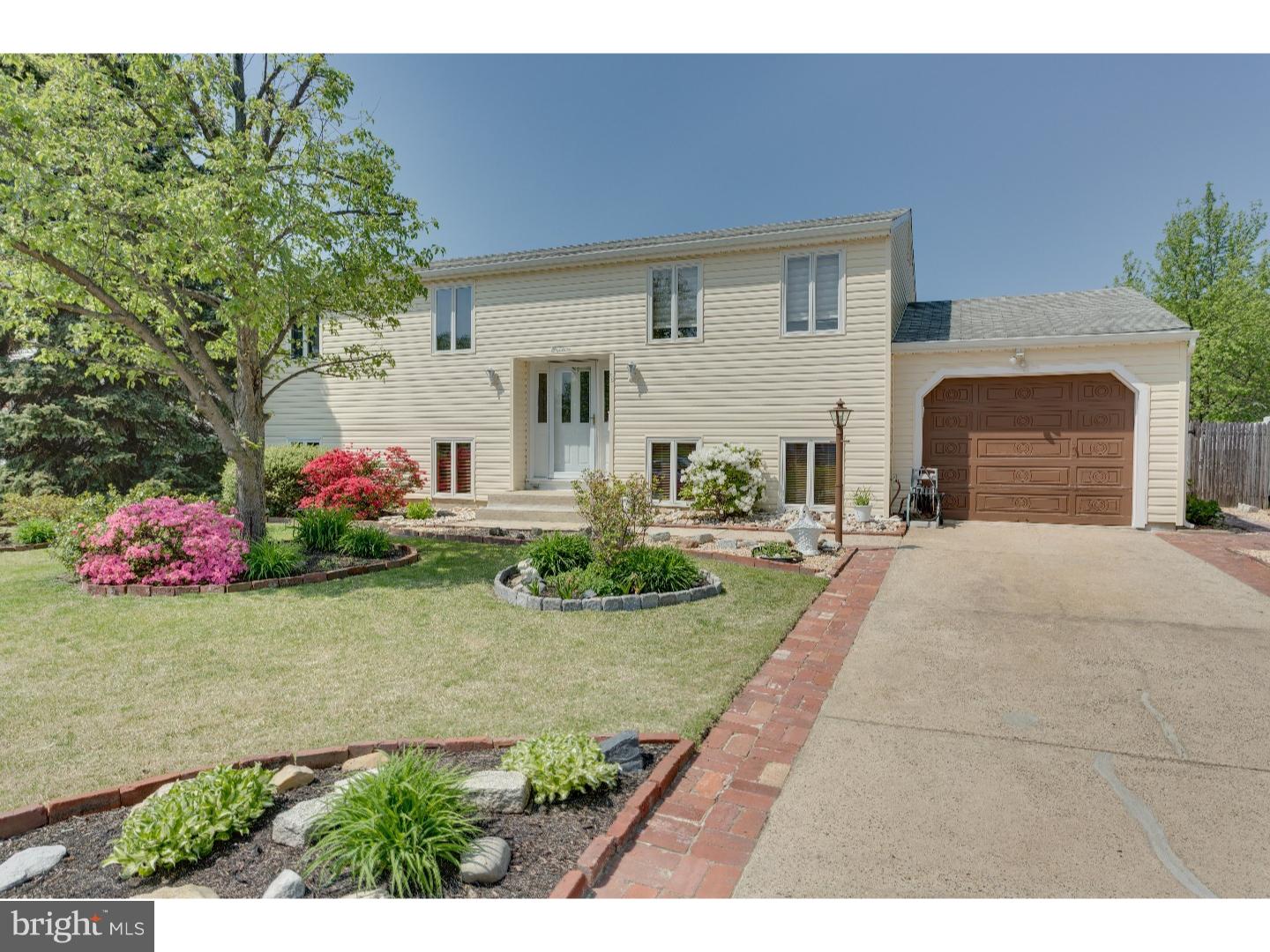 18 Vicksburg Road Clementon, NJ 08021 - Photo 3 of 22