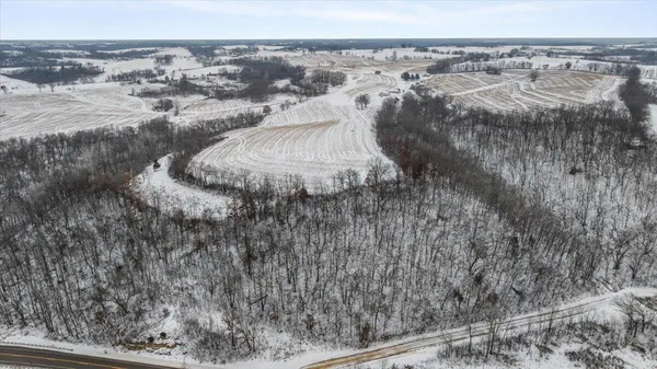 $1,650,000 | E8527 Nelson Road, Kickapoo, WI 54652