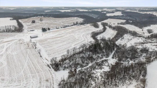 $1,650,000 | E8527 Nelson Road, Kickapoo, WI 54652