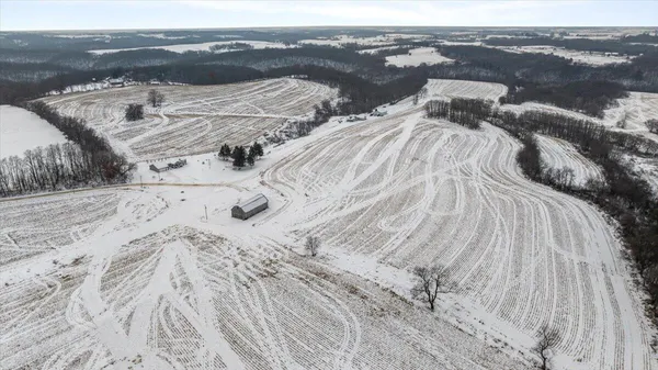 $1,650,000 | E8527 Nelson Road, Kickapoo, WI 54652