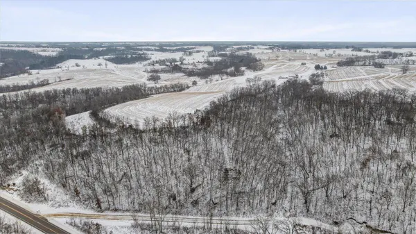 $1,650,000 | E8527 Nelson Road, Kickapoo, WI 54652