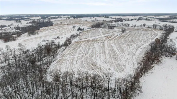 $1,650,000 | E8527 Nelson Road, Kickapoo, WI 54652