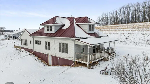 $1,650,000 | E8527 Nelson Road, Kickapoo, WI 54652