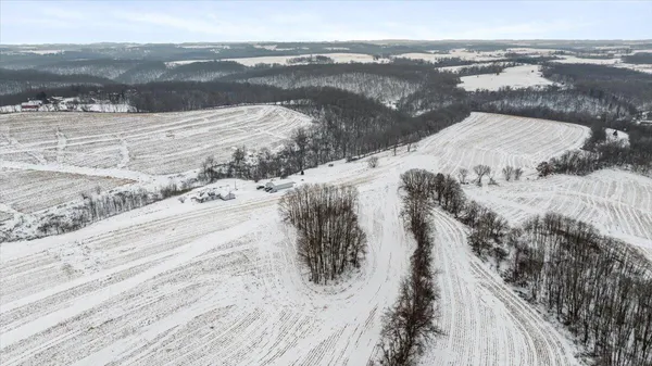 $1,650,000 | E8527 Nelson Road, Kickapoo, WI 54652