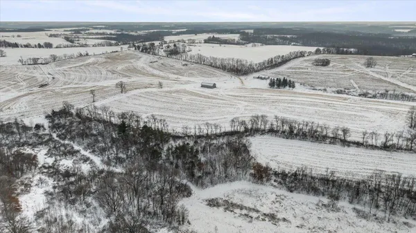 $1,650,000 | E8527 Nelson Road, Kickapoo, WI 54652