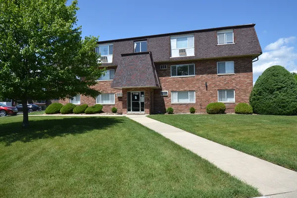 $1,750 | 7100 Laverne Lane, Unit 9, Tinley Park, IL 60477