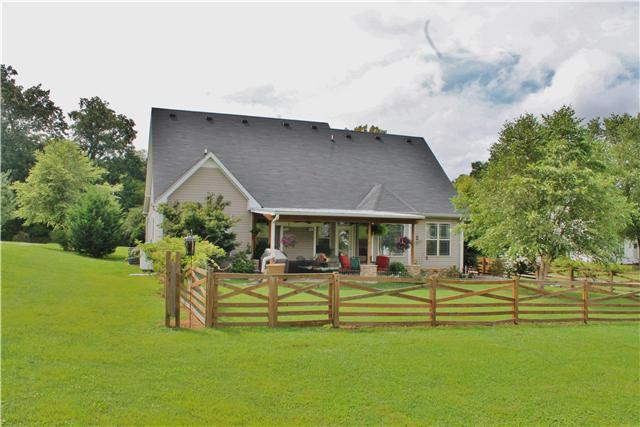 1377 Woods Ferry Road Lebanon, TN 37087 - Photo 6 of 16 Fenced in back yard