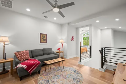 $875,000 | 611 Gaylor Street, Unit 2, Austin, TX 78752