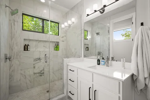 $875,000 | 611 Gaylor Street, Unit 2, Austin, TX 78752