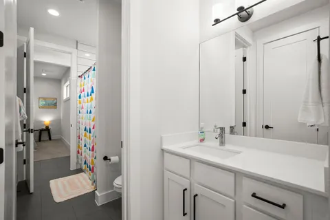 $875,000 | 611 Gaylor Street, Unit 2, Austin, TX 78752