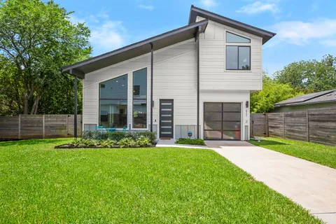 $875,000 | 611 Gaylor Street, Unit 2, Austin, TX 78752