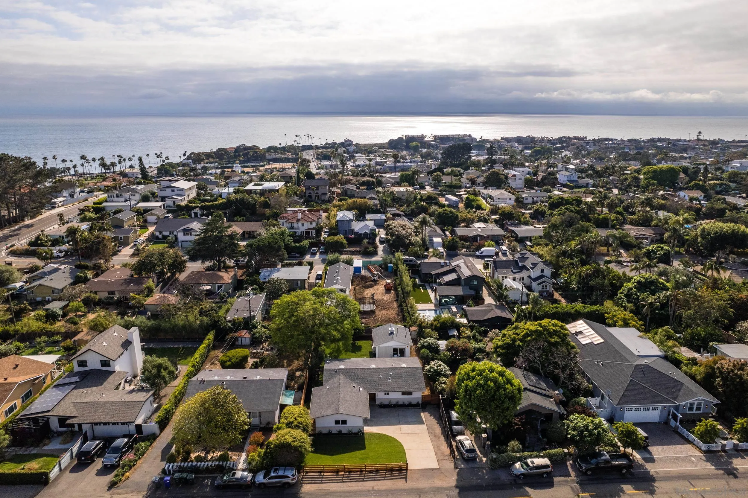 1144 Stratford Drive Encinitas, CA 92024 - Photo 35 of 39 an aerial view of multiple house