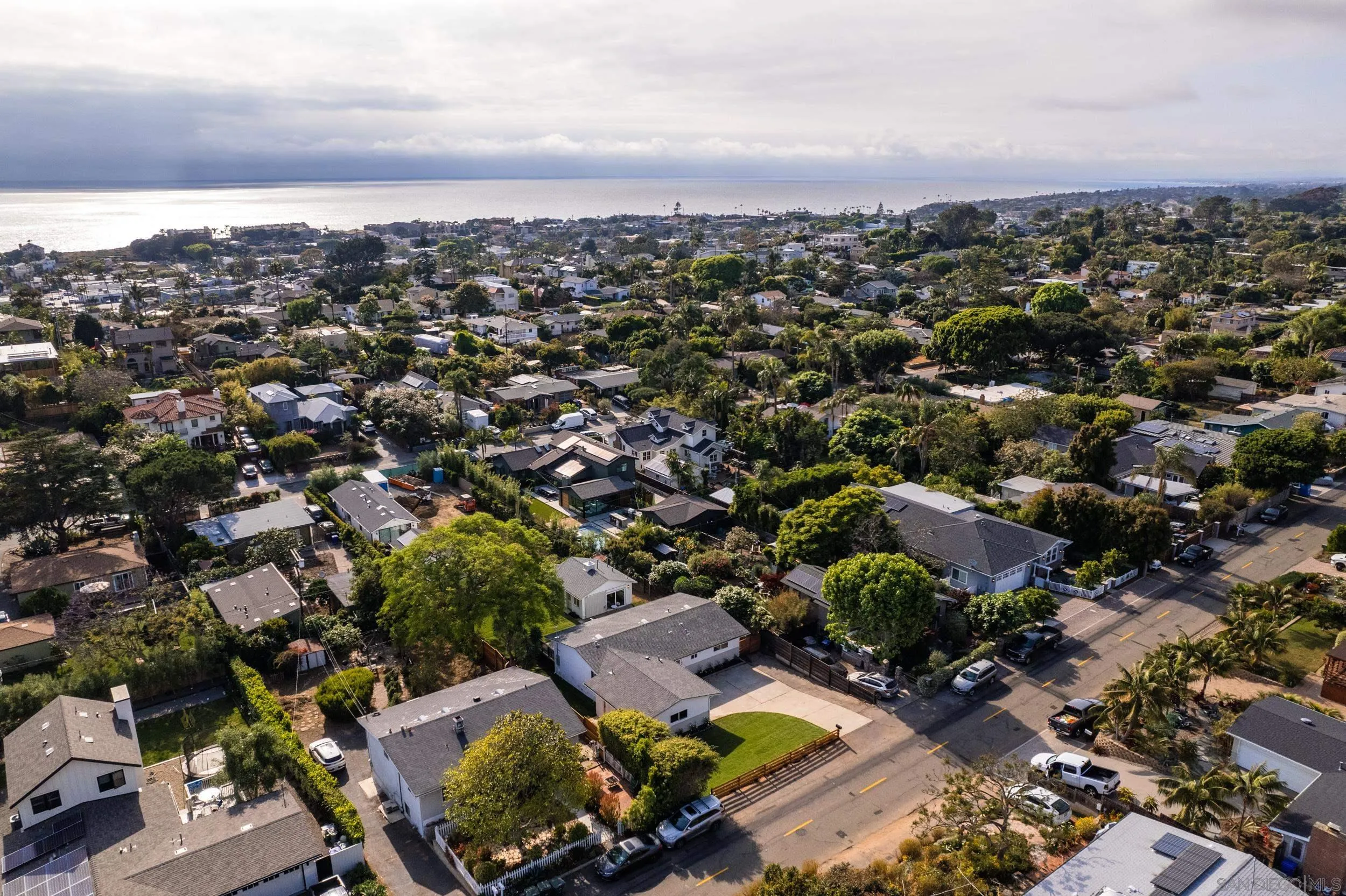 1144 Stratford Drive Encinitas, CA 92024 - Photo 36 of 39 an aerial view of a city
