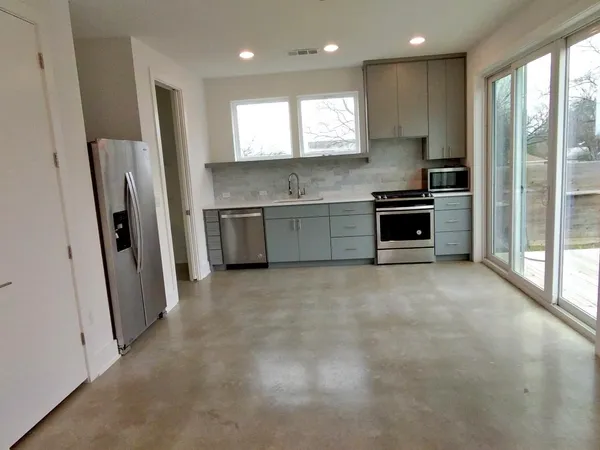 $1,895 | 7309 Bennett Avenue, Unit B, Austin, TX 78752