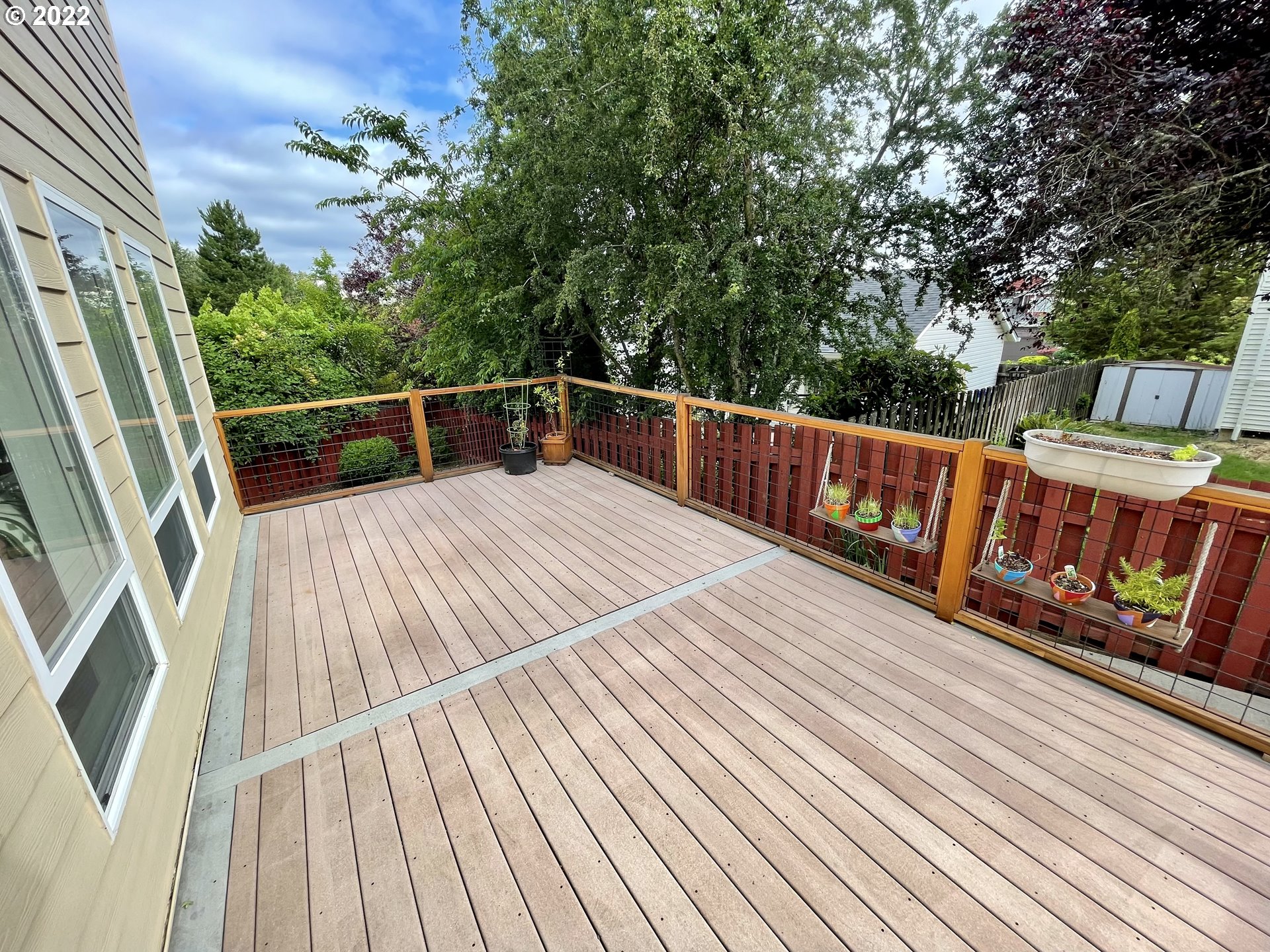 4135 Southwest 25th Court Gresham, OR 97080 - Photo 15 of 18 Deck