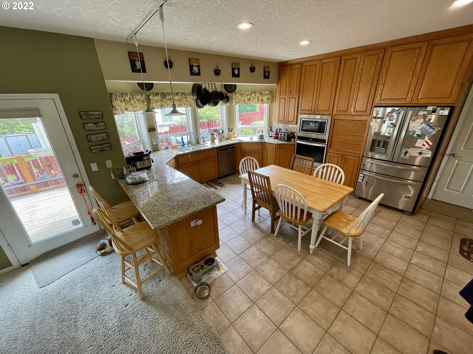 4135 Southwest 25th Court Gresham, OR 97080 - Photo 3 of 18 Covered Porch