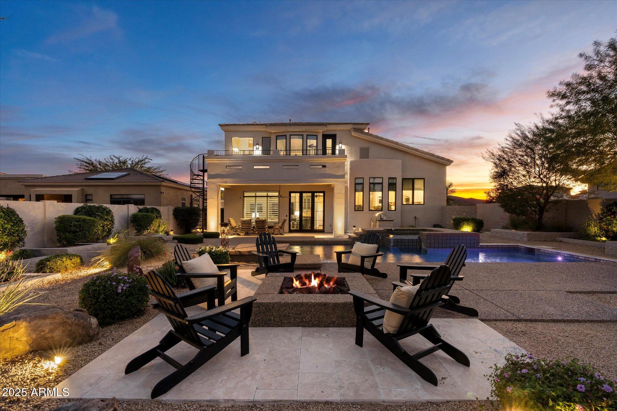 5232 East Hashknife Road Phoenix, AZ 85054 - Photo 4 of 59 View of back