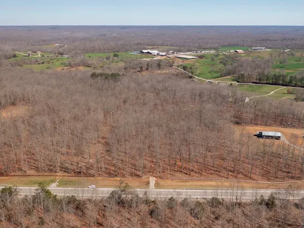 $249,000 | 6072 New Highway 7, Santa Fe, TN 38482