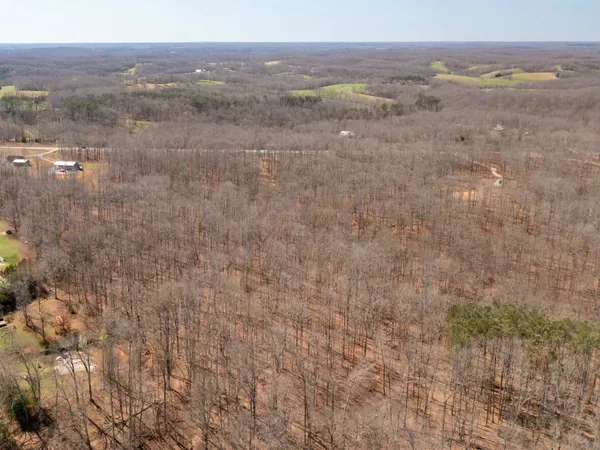 $249,000 | 6072 New Highway 7, Santa Fe, TN 38482