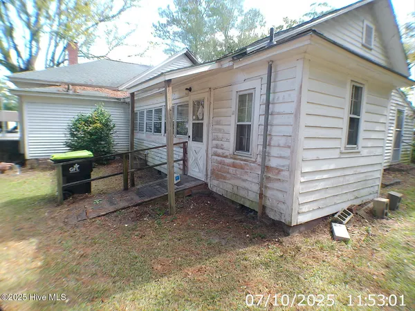 $81,250 | 409 North Haughton Street, Williamston, NC 27892