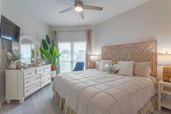 $539,900 | 401 West Lincoln Street, Unit A303, New Braunfels, TX 78130