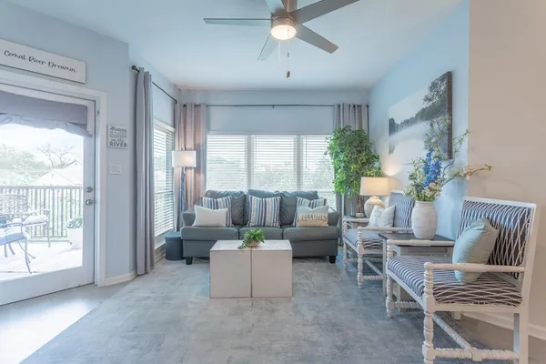 $539,900 | 401 West Lincoln Street, Unit A303, New Braunfels, TX 78130