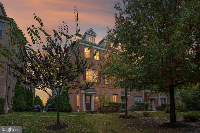 $447,500 | 9828 Ushers Place, Waldorf, MD 20601