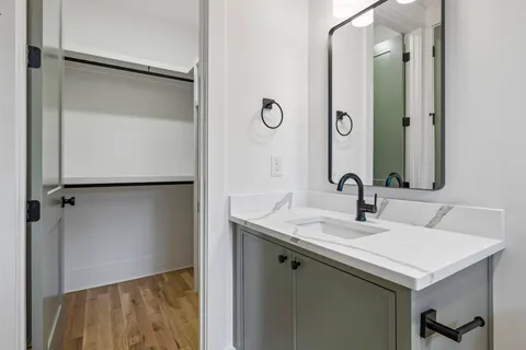 $1,650,000 | 210 Chamberlin Street, Nashville, TN 37209