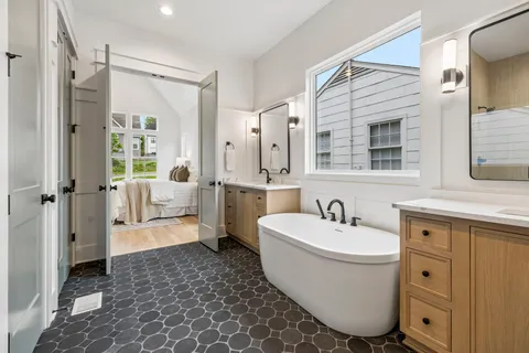 $1,650,000 | 210 Chamberlin Street, Nashville, TN 37209