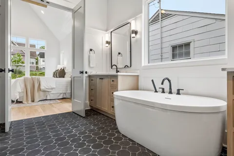 $1,650,000 | 210 Chamberlin Street, Nashville, TN 37209