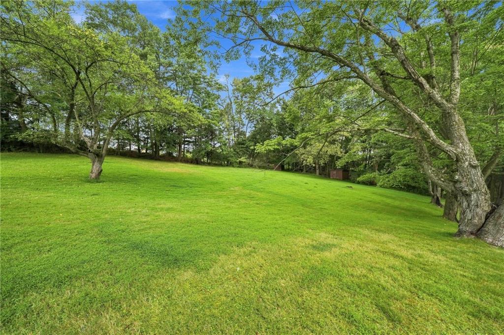 11 Reichold Road Wexford, PA 15090 - Photo 3 of 22 Gallery Image 3