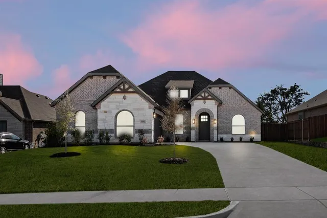 $494,999 | 4602 Thistle Drive, Midlothian, TX 76065